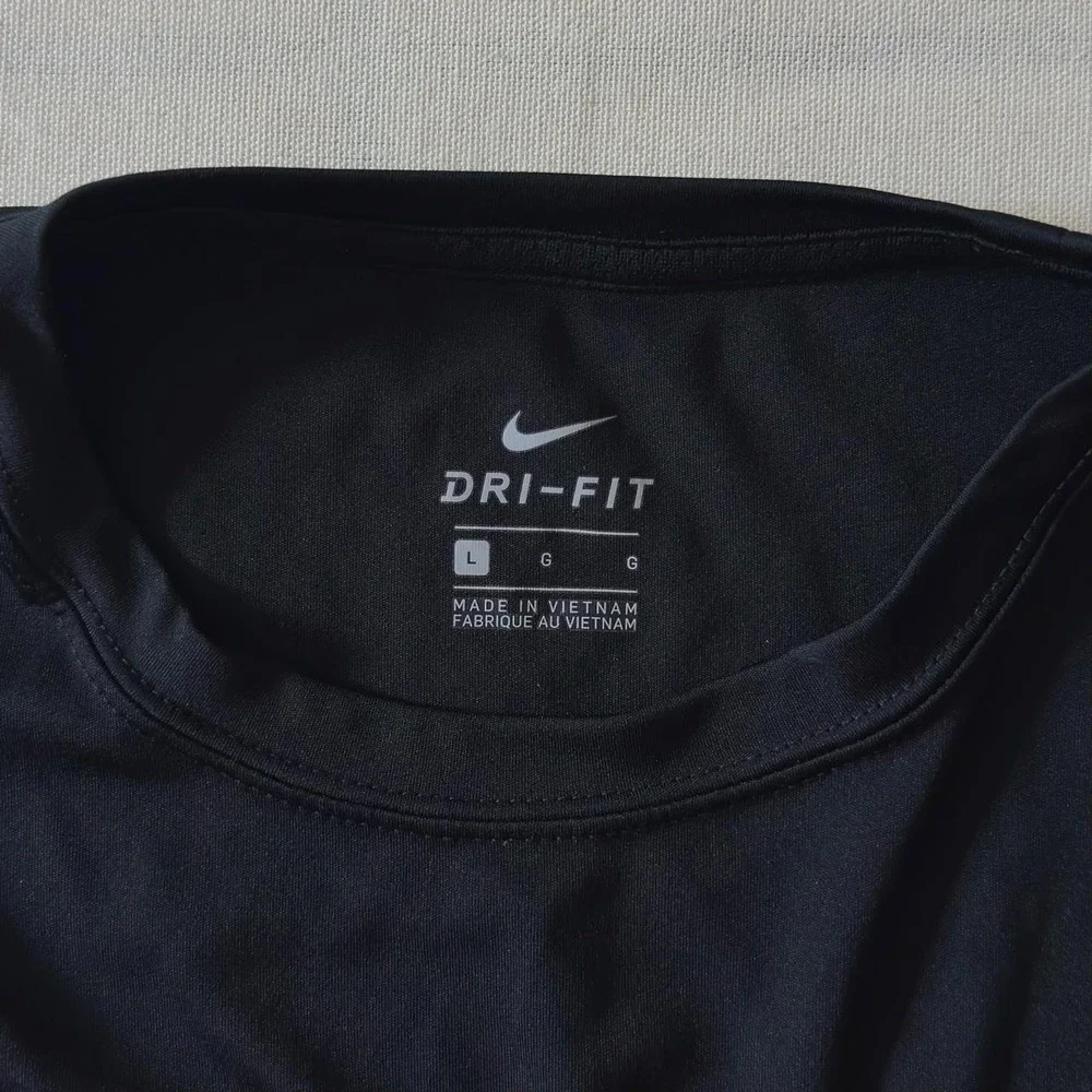 Dri-FIT Black Sleeveless Training Tank Top Red Logo Large